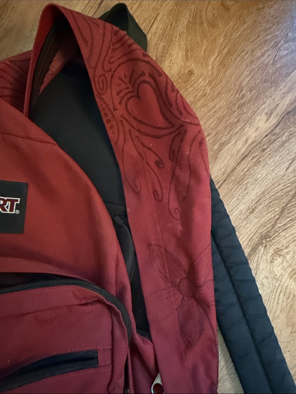 Jansport Red Canvas Backpack with Brown Suede Base - Picture 3 of 4